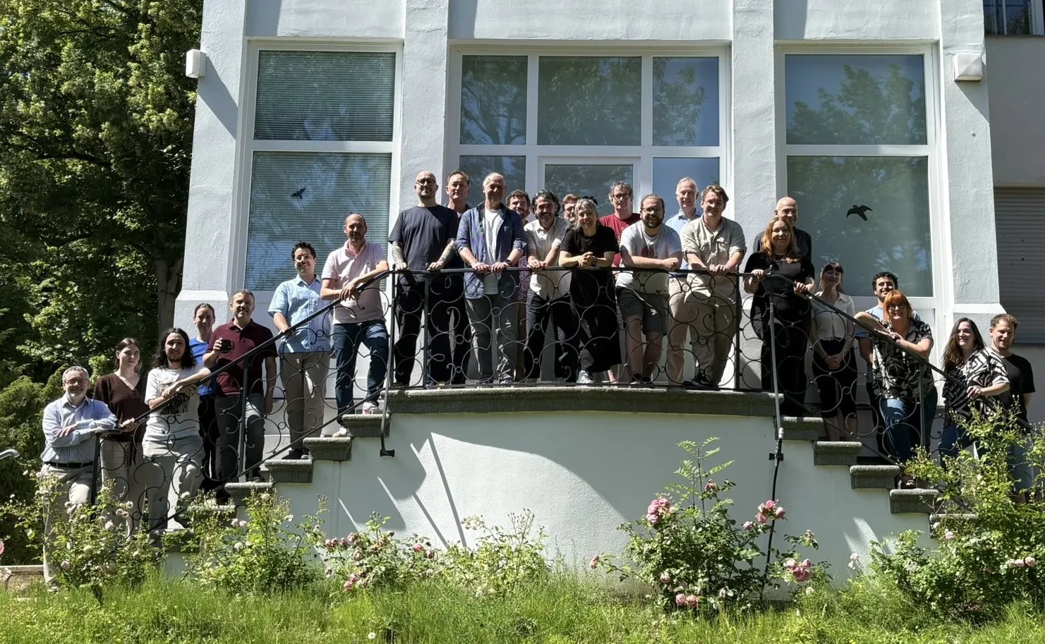 DDEX Menschen Treppe