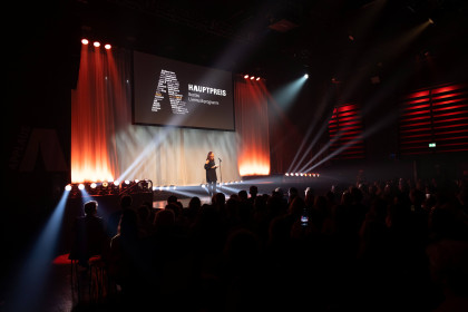 01 APPLAUS-Award_Laudatorin Angelika Niescier_©Bernhard Schinn.jpg